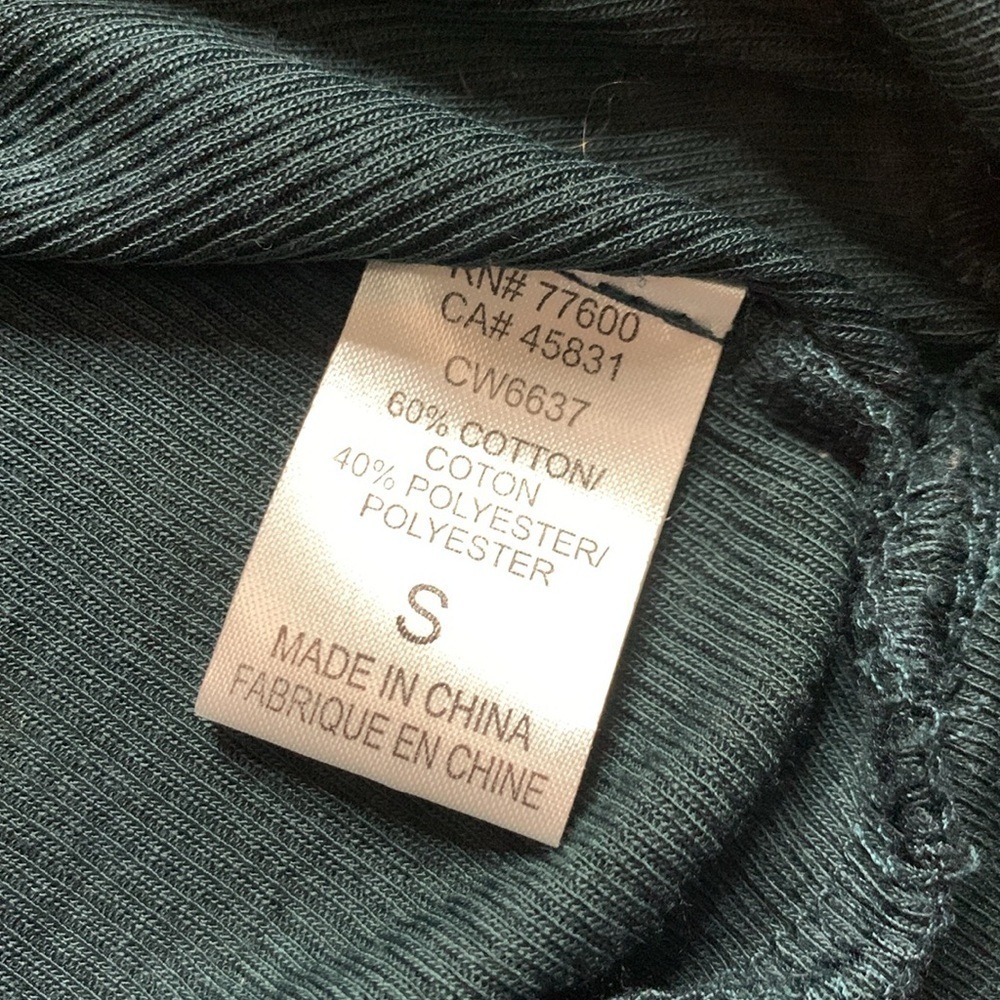 NWT Chaser Cut Out Women Long Sleeve Ribbed Top Small Hunter Green Cotton Blend - Picture 4 of 6